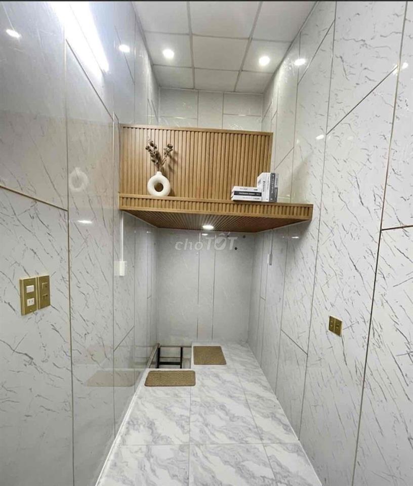 Tổ ấm Q7 siêu an ninh (Trệt-Lửng-Lầu). Chỉ 670Tr, xách vali vào ở