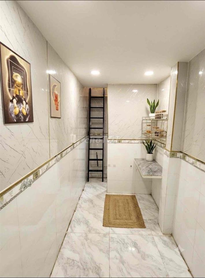 Tổ ấm Q7 siêu an ninh (Trệt-Lửng-Lầu). Chỉ 670Tr, xách vali vào ở