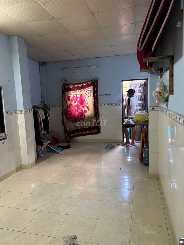 Cần bán nhà cầu Tân Thuận 1