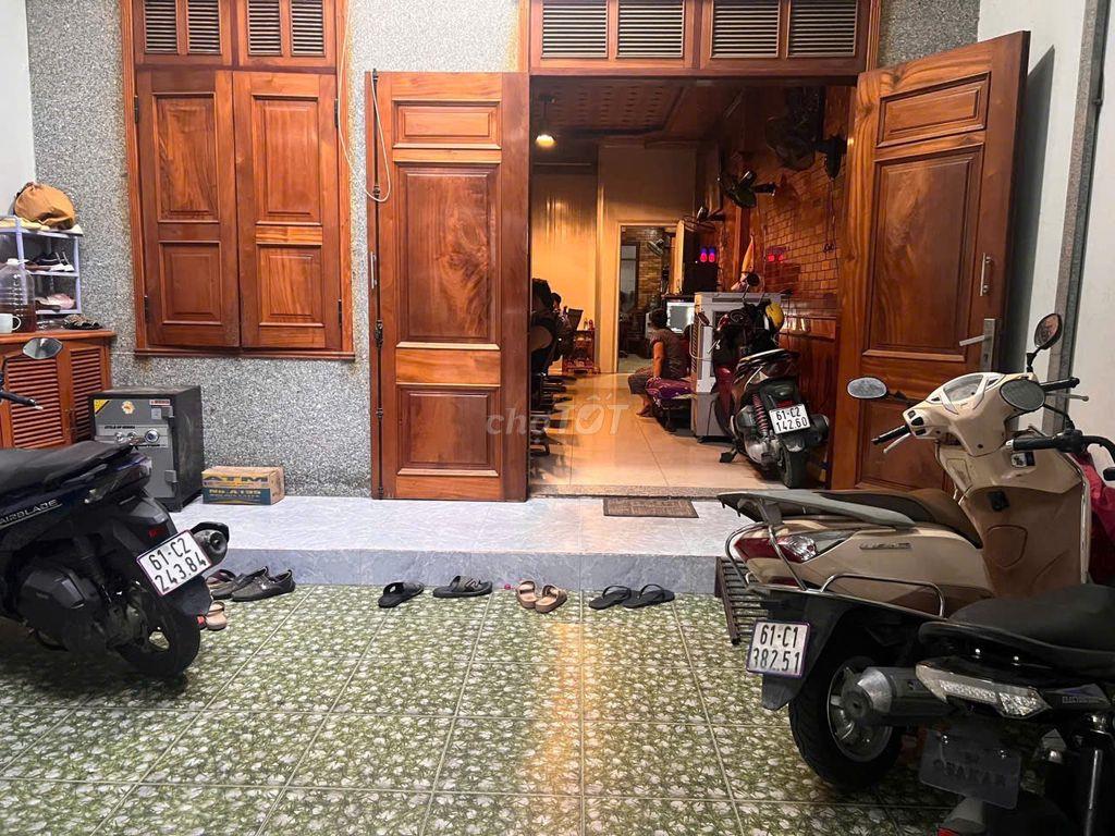 CHÍNH CHỦ CẦN BÁN NHÀ 3 TẦNG