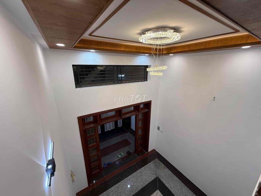 BÁN NHÀ HẺM XE HƠI đường MÃ LÒ - nhà đẹp 4PN- chủ ngộp giảm mạnh