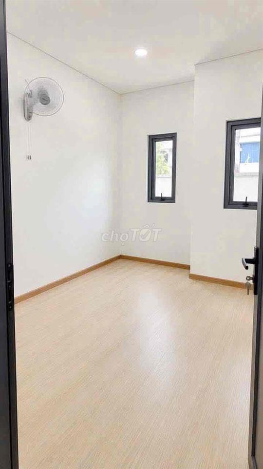 cho thuê nhà nguyên căn hẻm 373 Lý thường kiệt, quận tân bình 5x13m2