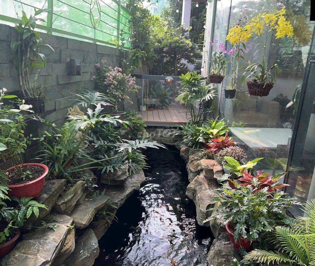 Kẹt tiền cần bán gấp Biệt thự tâm huyết