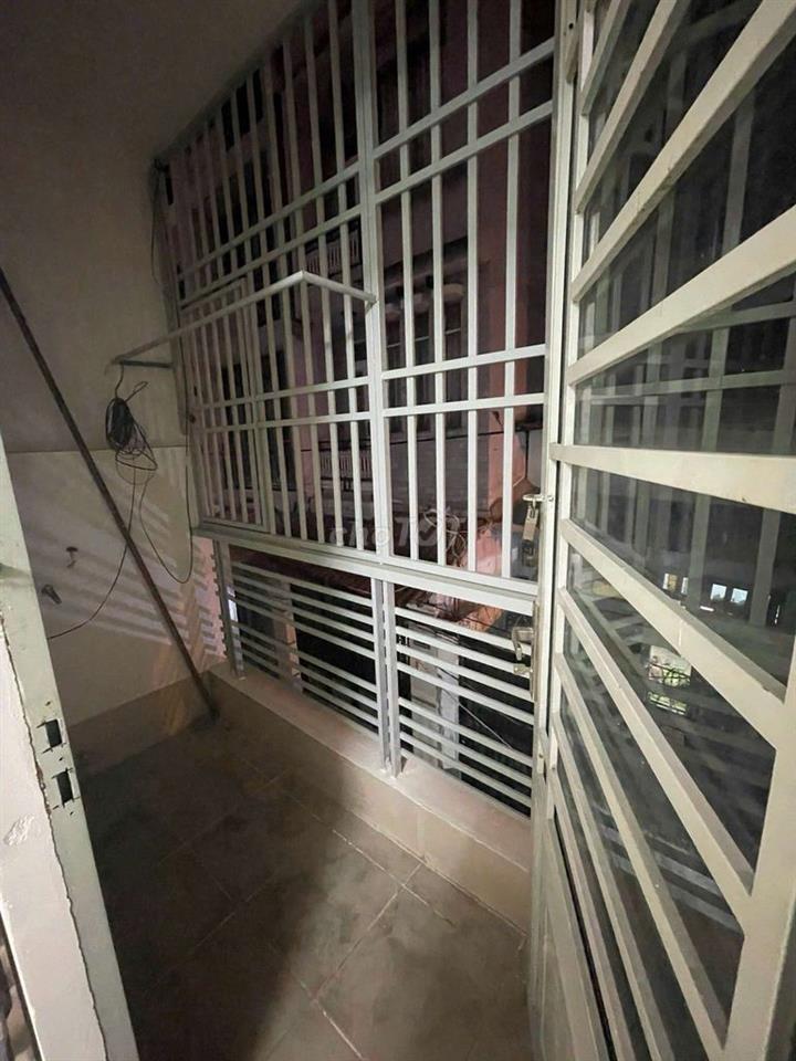 Chính chủ bán nhà đẹp xinh ở liền