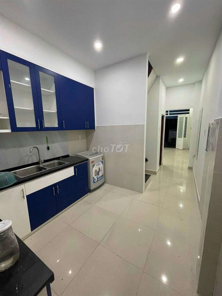 Chính chủ bán nhà đẹp xinh ở liền
