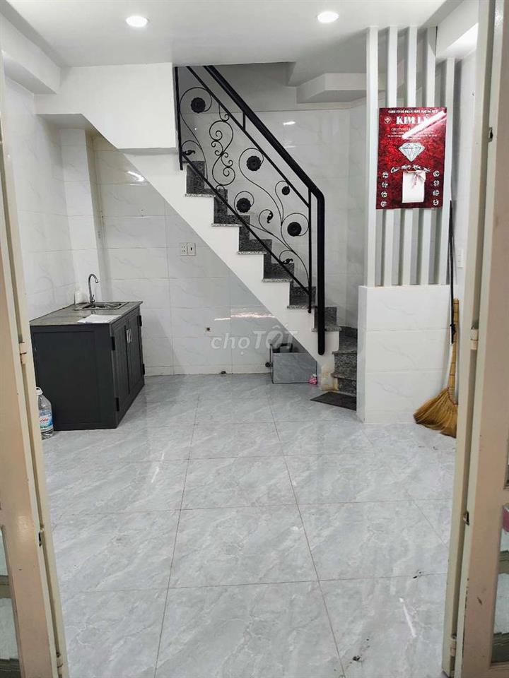 nhà nguyên căn q7 43,4m sổ riêng hoàn công đủ.khu dân cư kiều đàm vip