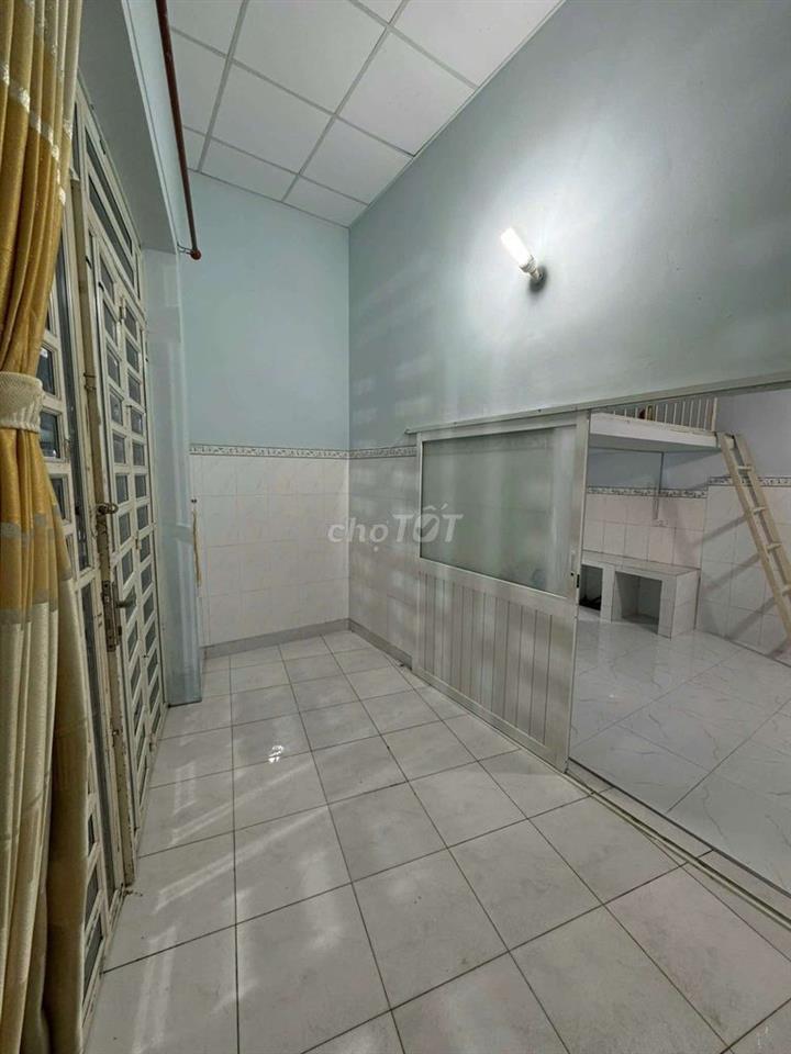bán nhà HCM giá rẻ.công chứng vi bằng 24m