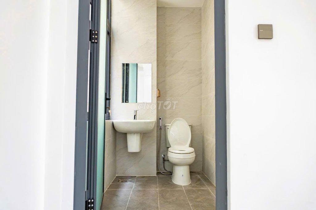 Cho thuê NHÀ PHỐ LIỀN KỀ VINHOMES GRAND PARK trục D2A- CHUYÊN CÔNG TY