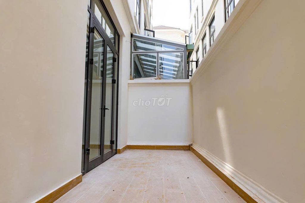 Cho thuê NHÀ PHỐ LIỀN KỀ VINHOMES GRAND PARK trục D2A- CHUYÊN CÔNG TY