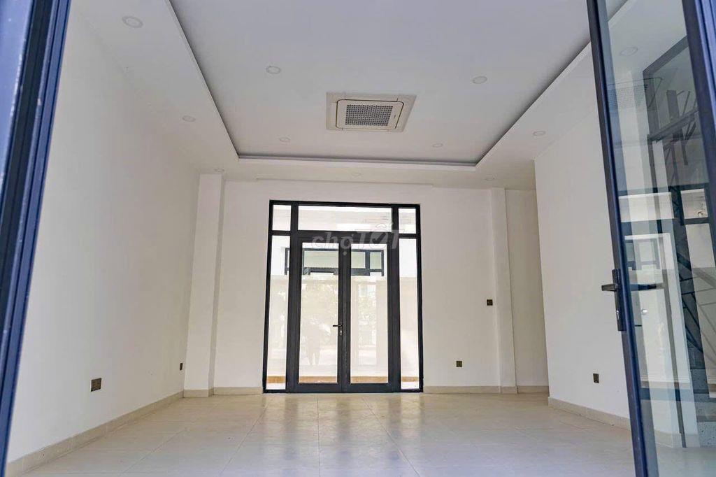 Cho thuê NHÀ PHỐ LIỀN KỀ VINHOMES GRAND PARK trục D2A- CHUYÊN CÔNG TY