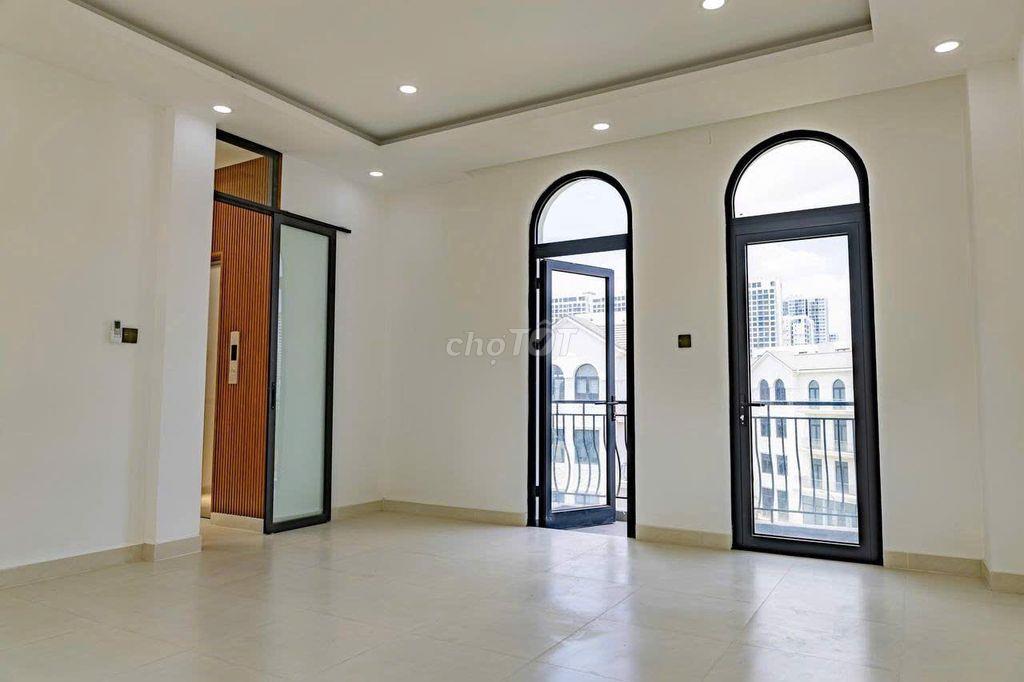 Cho thuê NHÀ PHỐ LIỀN KỀ VINHOMES GRAND PARK trục D2A- CHUYÊN CÔNG TY