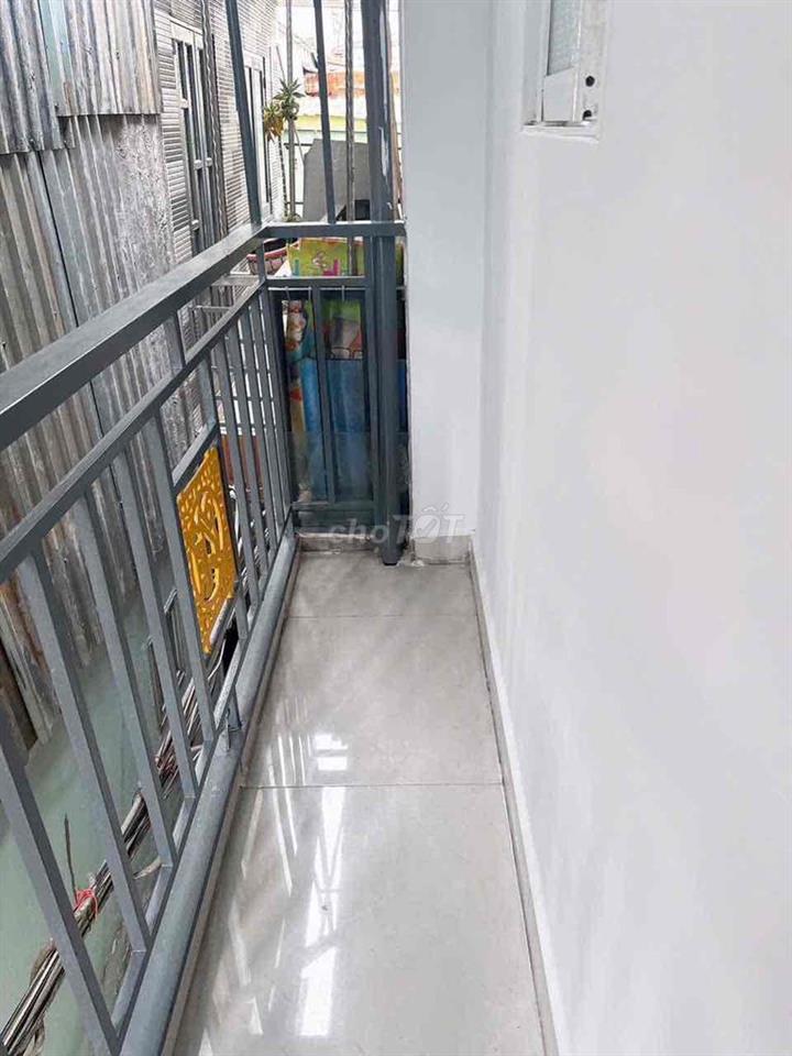 NHÀ ĐẸP - QUẬN 7 CHÍNH CHỦ ĐỨNG BÁN.