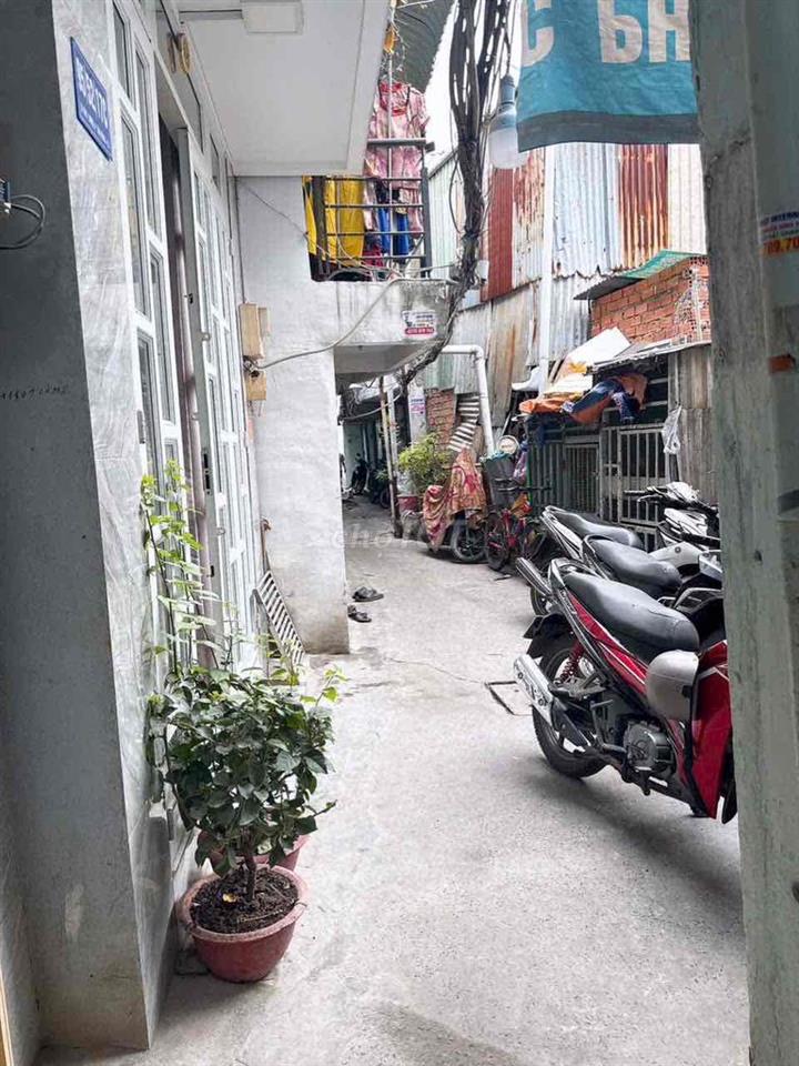 NHÀ ĐẸP - QUẬN 7 CHÍNH CHỦ ĐỨNG BÁN.