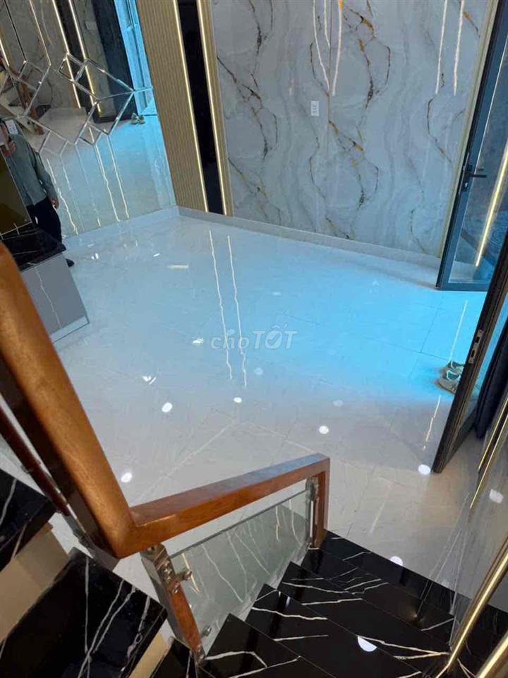 mặt tiền hẻm 391 Huỳnh Tấn Phát hẻm thẳng 1 trục 3m