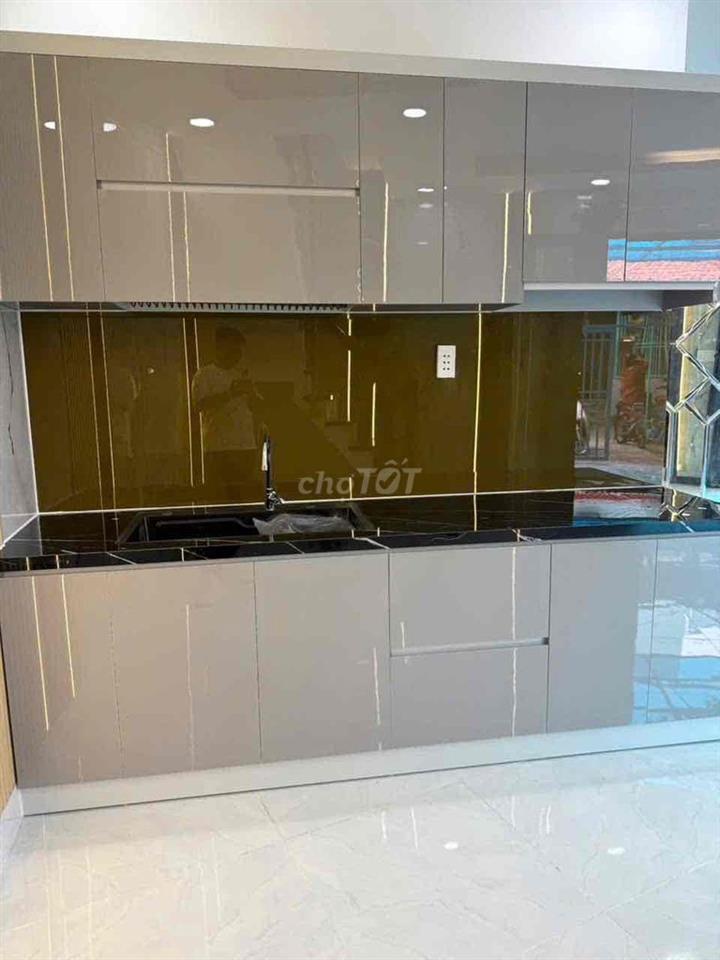 mặt tiền hẻm 391 Huỳnh Tấn Phát hẻm thẳng 1 trục 3m