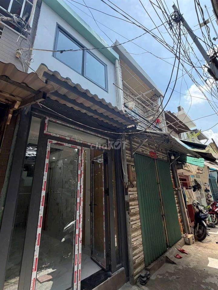 Trung tâm q7 , Đường trần xuân soạn