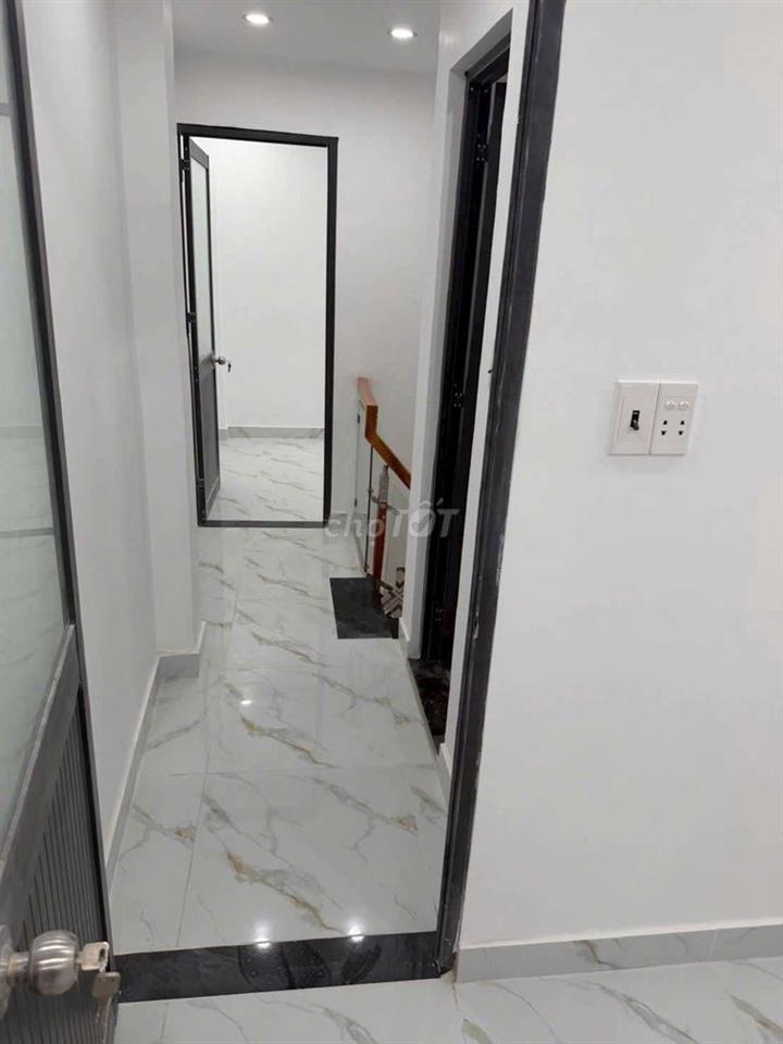 Trung tâm q7 , Đường trần xuân soạn