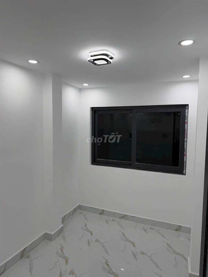 Trung tâm q7 , Đường trần xuân soạn