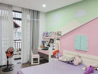 Bán Nhà Đẹp 5 Tầng, 120m2, Hẻm 8m Khu Kiều Đàm, Chỉ 22 Tỷ, Quận 7 