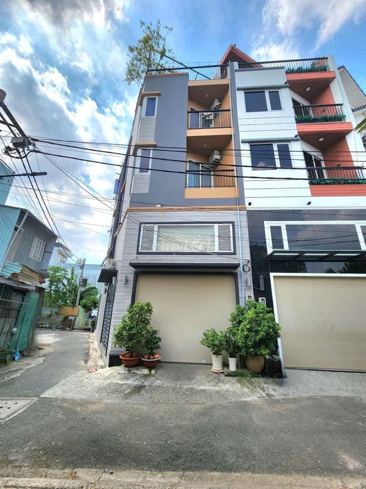 Bán Nhà Đẹp 4 Tầng, Lô Góc, Ô Tô Đỗ Cửa, 190m² Sàn, Chỉ 8 Tỷ 5, Quận 7