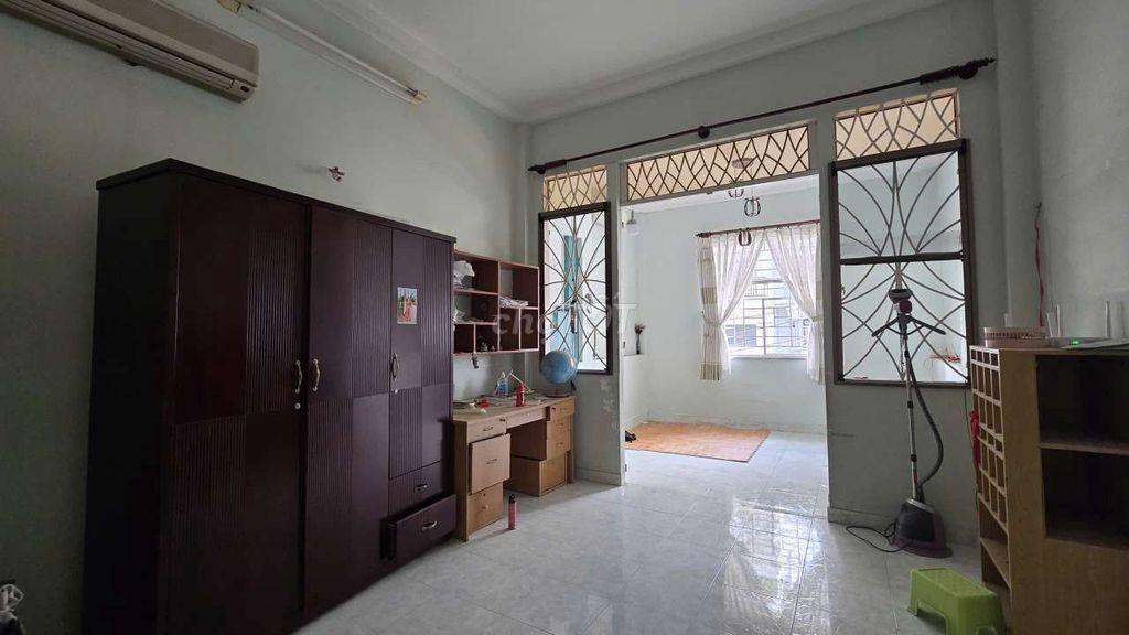 Cho thuê nhà 1 lầu mặt tiền đường số lâm văn bền 3pn giá 20 triệu