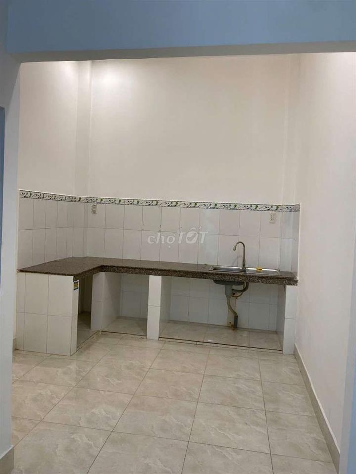 cho thuê nhà nguyên căn 2pn 2wc hẻm lâm văn bền giá 8,5 triệu
