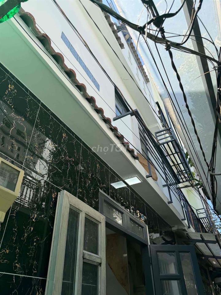 cần bán nhà hẻm 1041 txs trệt 2 lầu 2phòng tollet