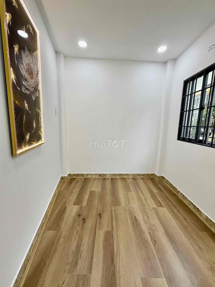 cần bán nhà 2 lầu hẻm 1041 trần xuân soạn 2ptollet giá 1,1ty(TL)