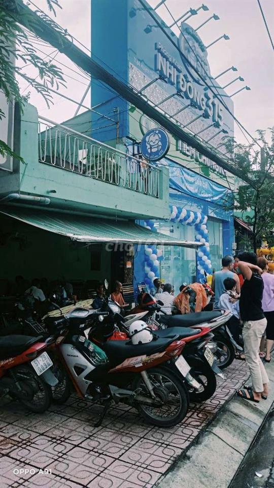 Bán nhà mặt tiền Huỳnh Tấn Phát.