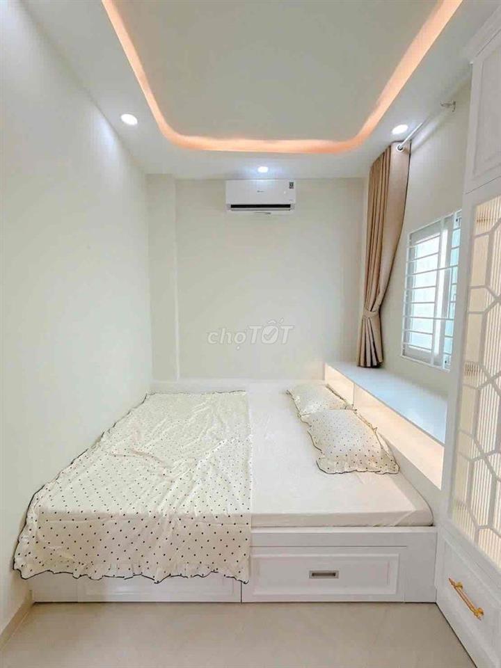 Bán Nhà Q7 Tân Thuận Tây 58m² - Ngang 9m Đẹp Hiếm, 4PN Full Nội Thất -