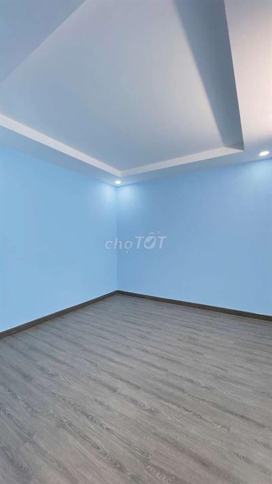 Bán nhà Quận 7 giá rẻ, đường lớn xe hơi tới nhà.. cách phú Mỹ Hưng 1km