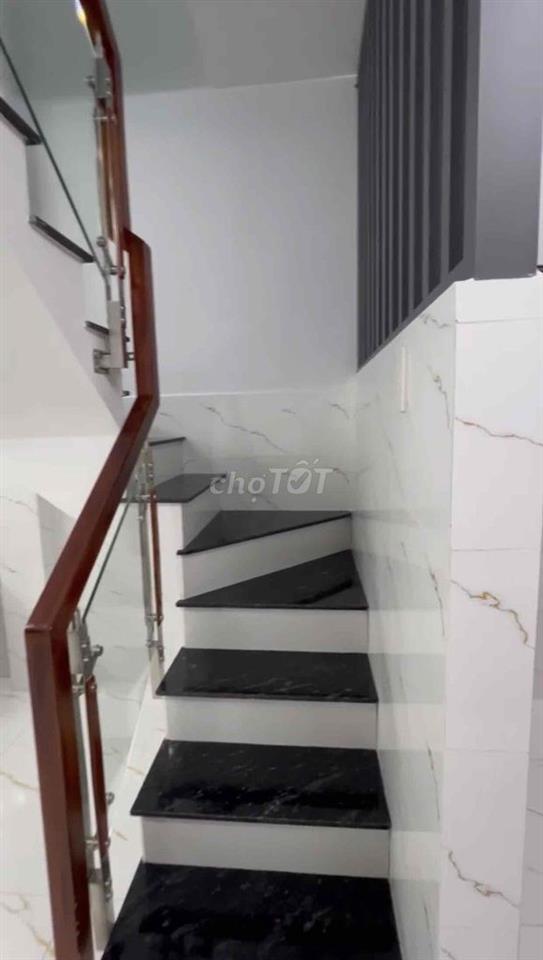 NHÀ ĐẸP VÀO Ở LIỀN