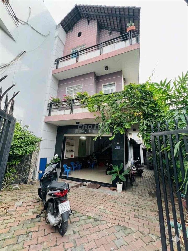 BIỆT THỰ -Q7-NGANG 8M-XH TRÁNH NHAU-HOÀN CÔNG ĐỦ