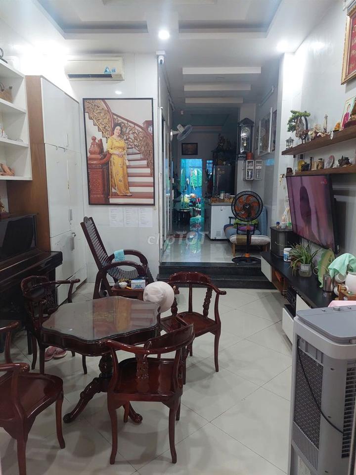 BÁN NHÀ MẶT TIỀN ĐƯỜNG HUỲNH TẤN PHÁT – VỊ TRÍ ĐẸP – GIÁ CHỈ 13,5 TỶ 