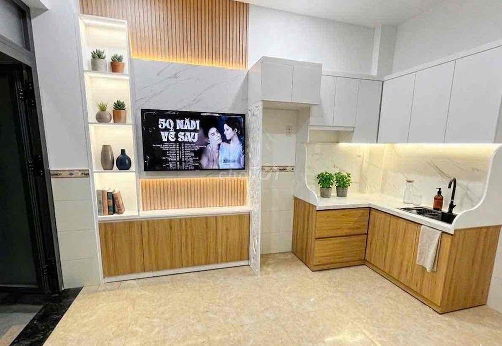 EM CÓ CĂN NHÀ SHR HTP  QUẬN 7, CẦN NHƯỢNG LẠI