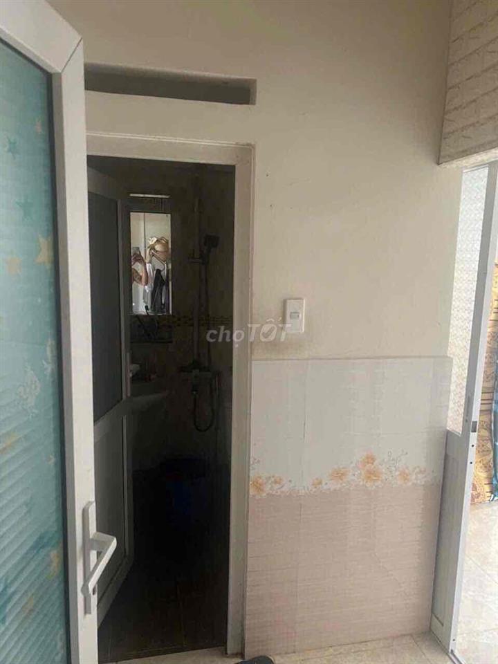 BÁN NHÀ HẺM HUỲNH TẤN PHÁT QUẬN 7, DT: 4 ❌15m (2 lầu sân thượng)