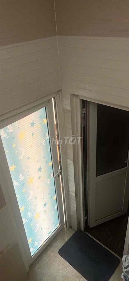 BÁN NHÀ HẺM HUỲNH TẤN PHÁT QUẬN 7, DT: 4 ❌15m (2 lầu sân thượng)