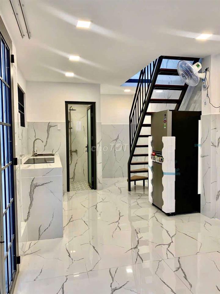 cần bán gấp nhà quận 7 phường Tân Phú Nguyễn Thị thập gần big c