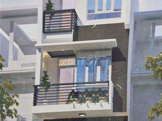 NHÀ PHỐ HIỆN ĐẠI, KHU CƯ XÁ NGÂN HÀNG, Q.7