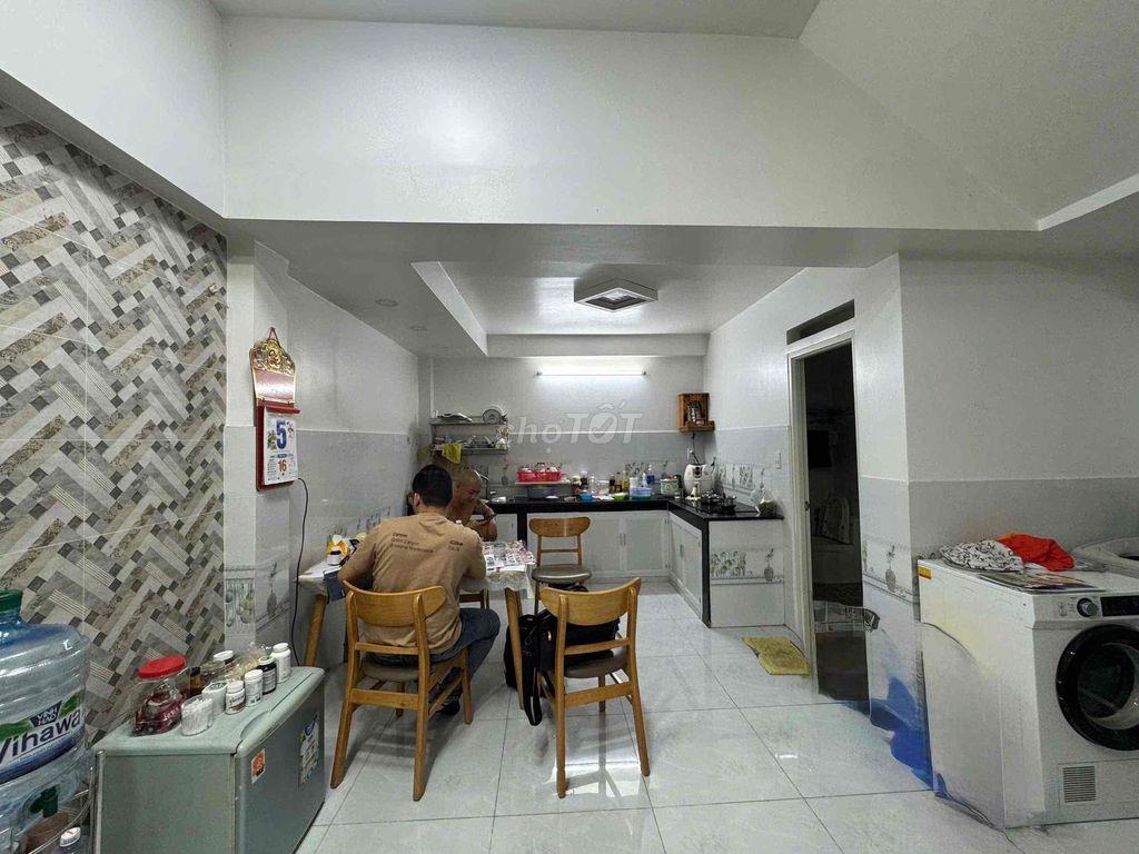 bán nhà mới 98%