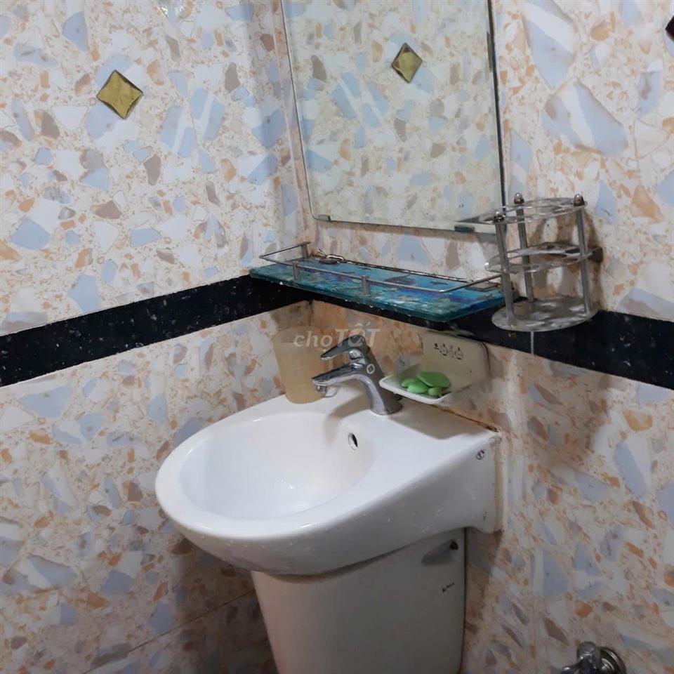 Bán nhà quận 7, tiện ích gần nhà đầy đủ, gần khu chiết xuất Tân Thuận