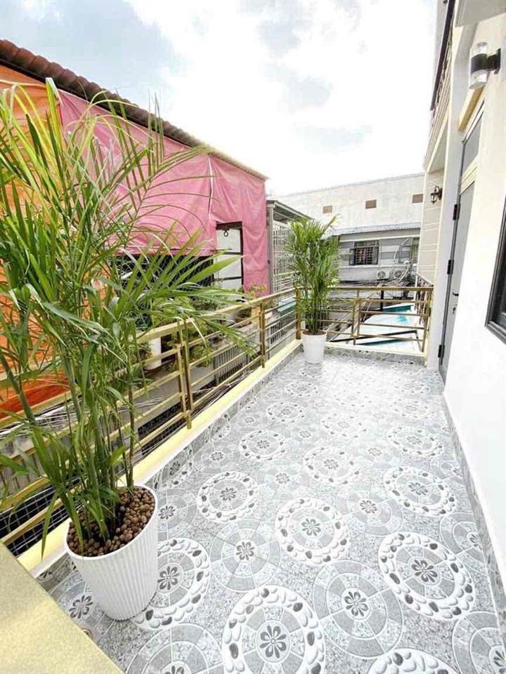 Nhà hẻm mới đẹp. Hẻm Lâm Văn Bền - Quận 7 cũ