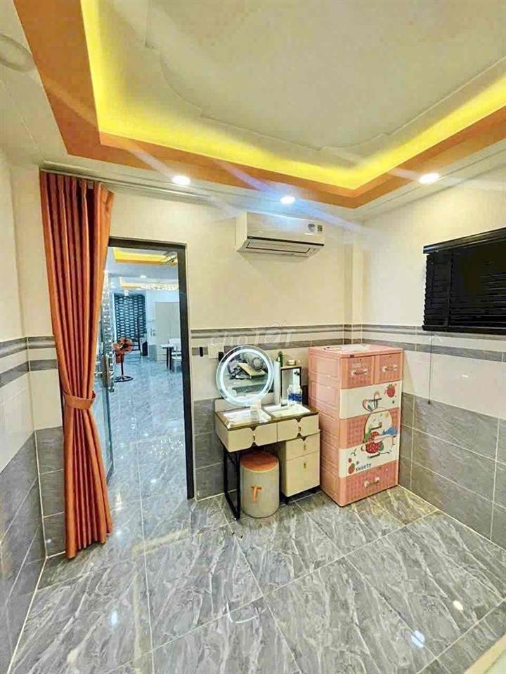 🏠Nguyên Căn Mặt Tiền Kinh Doanh Đông Đúc - Bùi Văn Ba ngay KCX Tân Thu