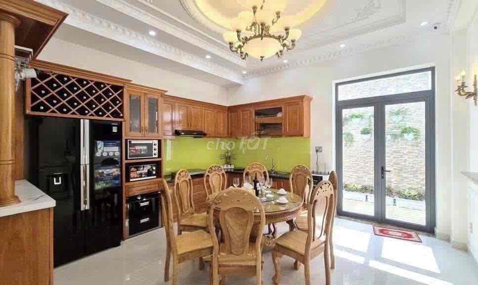🏠Nhà Đẹp 5Phòng Mặt Tiền Đường Số KDC Phạm Hữu Lầu P.Phú Mỹ - Quận 7