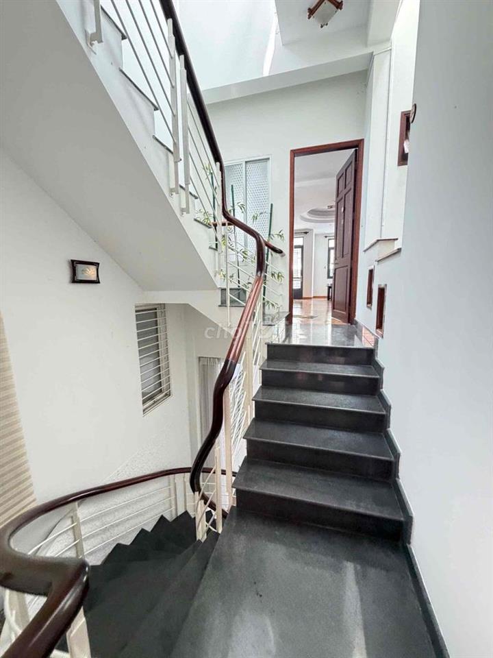 🏠Nguyên Căn 4.5x28m hẻm xe hơi Trần Xuân Soạn ngay Khu Kiều Đàm Q.7