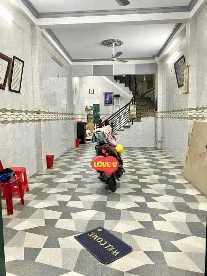 🏠Nguyên Căn 3Tầng Mặt Tiền Kinh Doanh Đông Đúc  gần Chợ Tân Quy - Quận