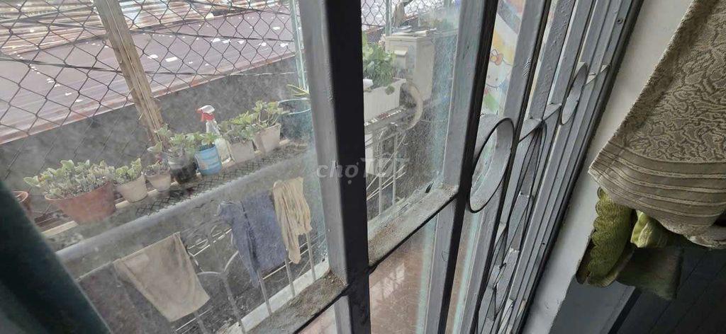 nhà cho thuê hẻm 253 trần xuân soạn  full nội thất , 1 lầu 2pn 2wc