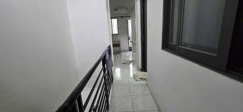 nhà cho thuê hẻm 253 trần xuân soạn  full nội thất , 1 lầu 2pn 2wc