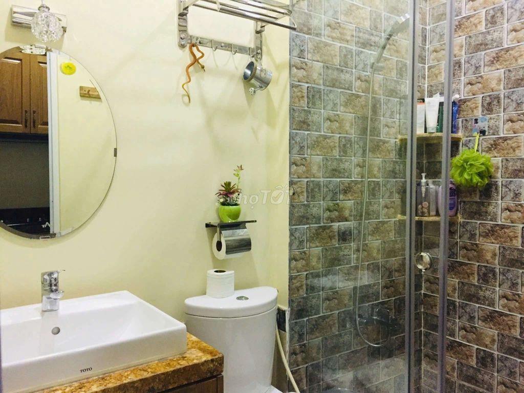 Nhà full nội thất tại hẻm 645 trần xuân soạn