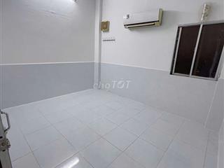 NHÀ THUÊ HẺM KHU CƯ XÁ NGÂN HÀNG CẤP 4 CÓ 2PN DT100m²